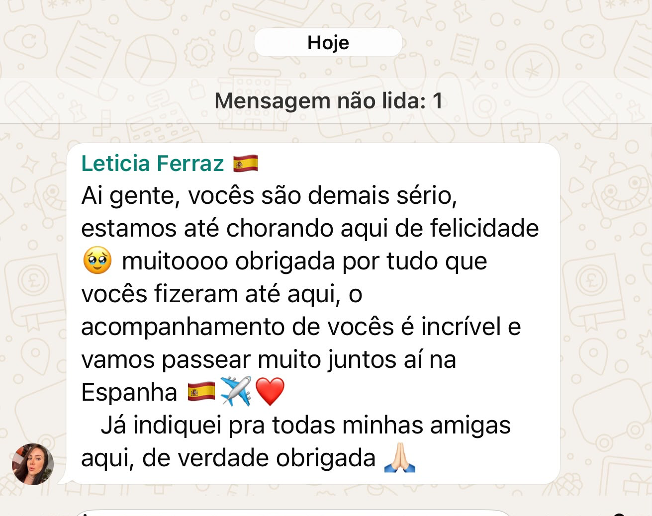 Depoimento de Leticia Ferraz no WhatsApp emocionada com a aprovação e o acompanhamento
